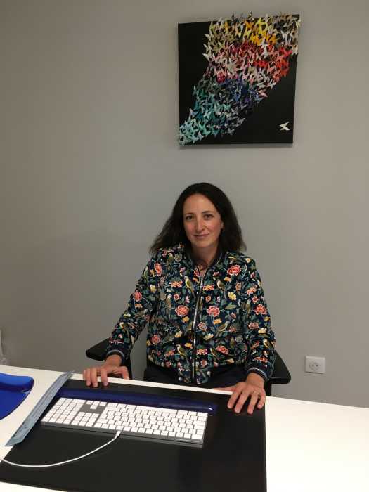 Dr SANDIE BECRET