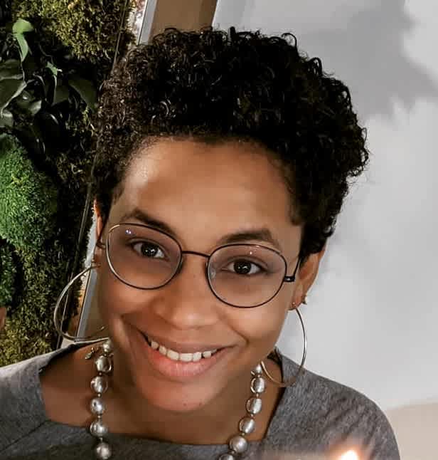 Dr LYLIA LUCENAY