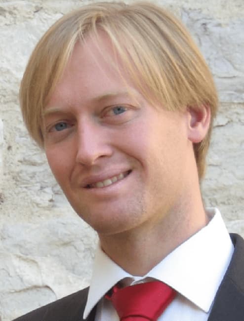 Dr Thomas Gaujoux