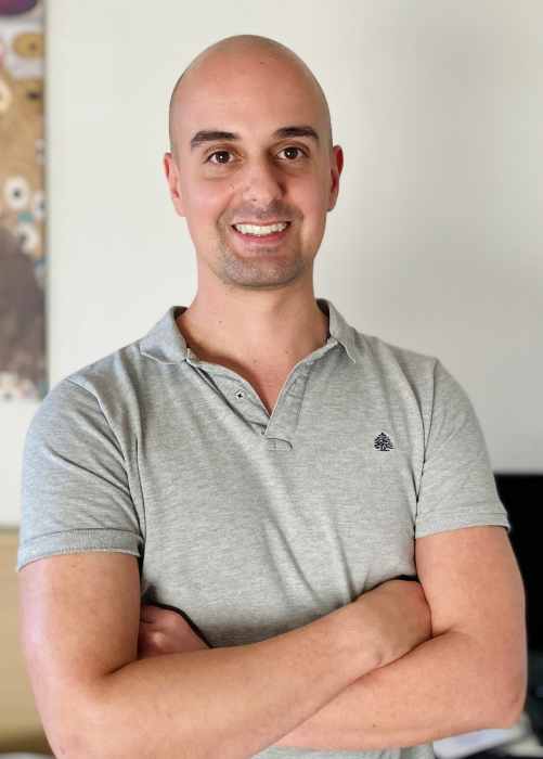 CARLOS APARICIO
