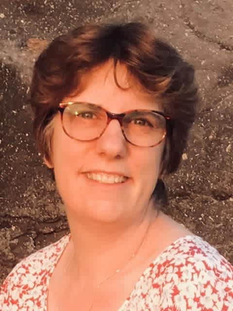 Isabelle HECQUET-RENARD