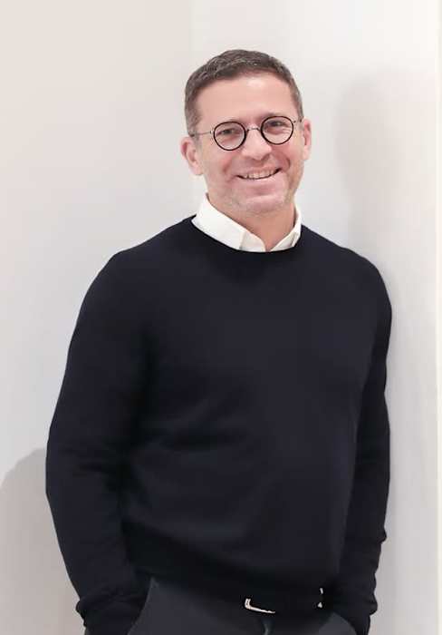 Dr Julien Saada, Obstétricien à Paris