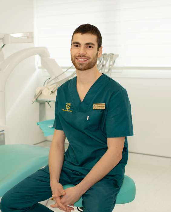 Dr Francisco Ferrando, Chirurgien dentiste à Dieppe