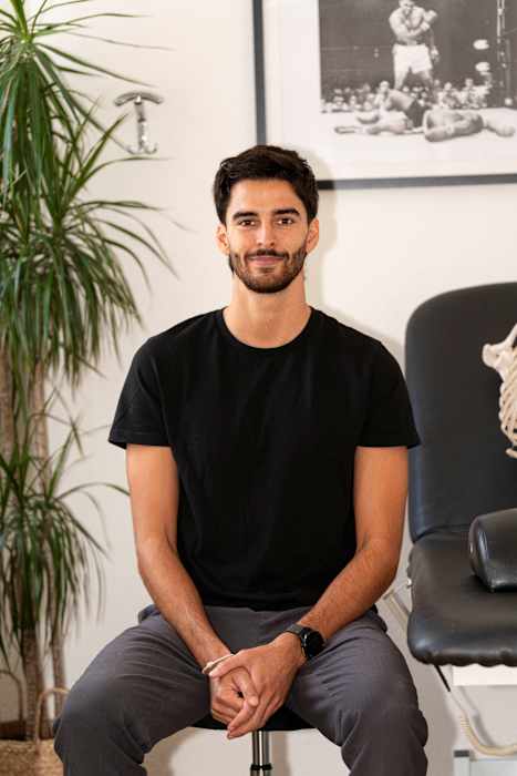 Dr Oscar Di Martino, Masseur kinésithérapeute à Champigny-Sur-Marne