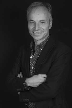 Dr DOV SEKNAZI