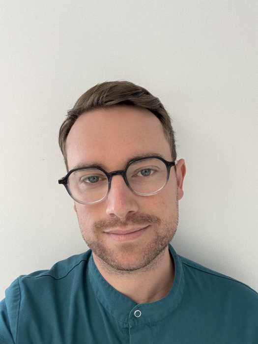 Dr Sebastien Unia