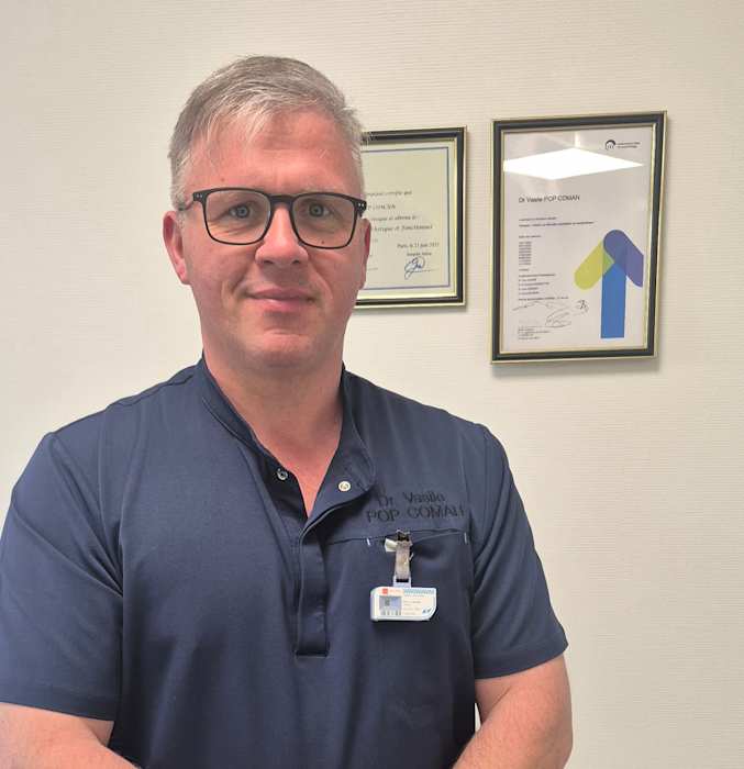 Dr Vasile Pop Coman, Chirurgien dentiste à Saint-Aubin-Le-Cloud