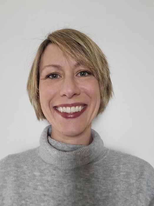Dr Carole ENOCH