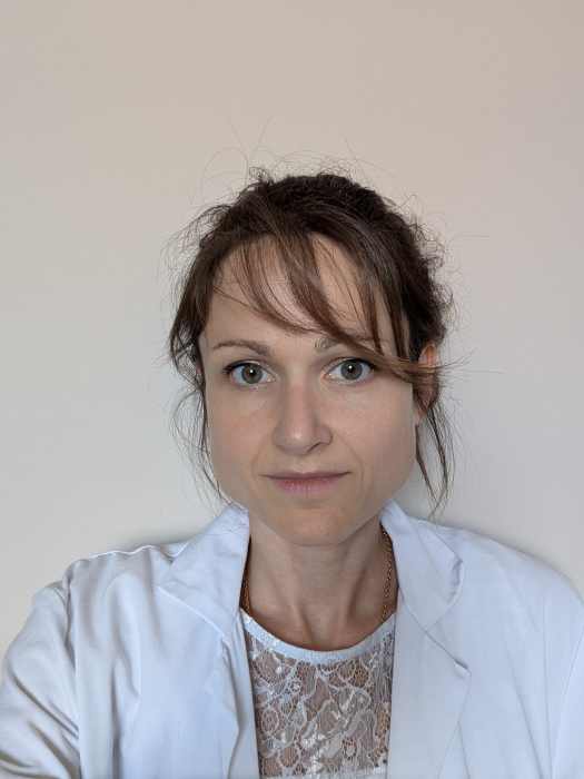 Dr Alice Teste