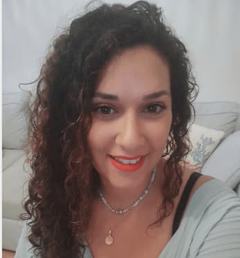 Dr JULIE FAYERSTEIN