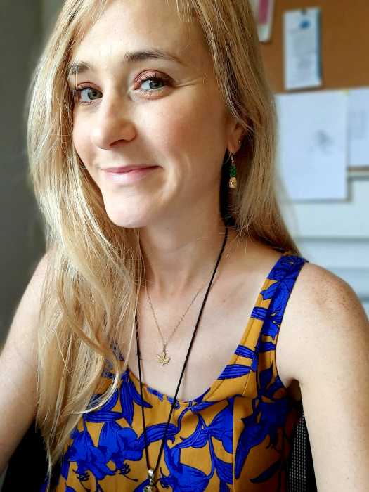 Amandine PEYROUTOU