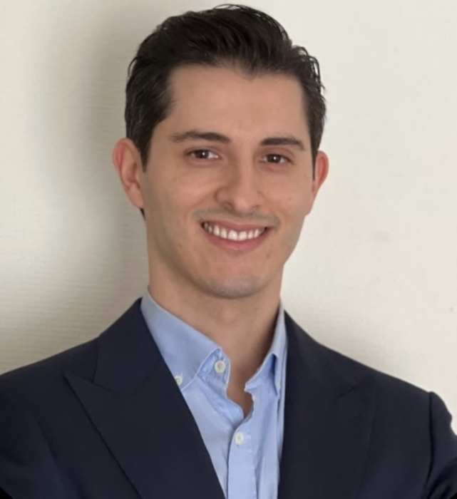 Dr Adel Ladjouzi, Ophtalmologue à Le Puy-En-Velay