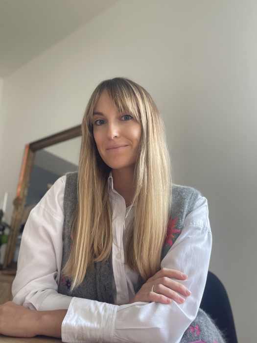 EMMA LABANERE