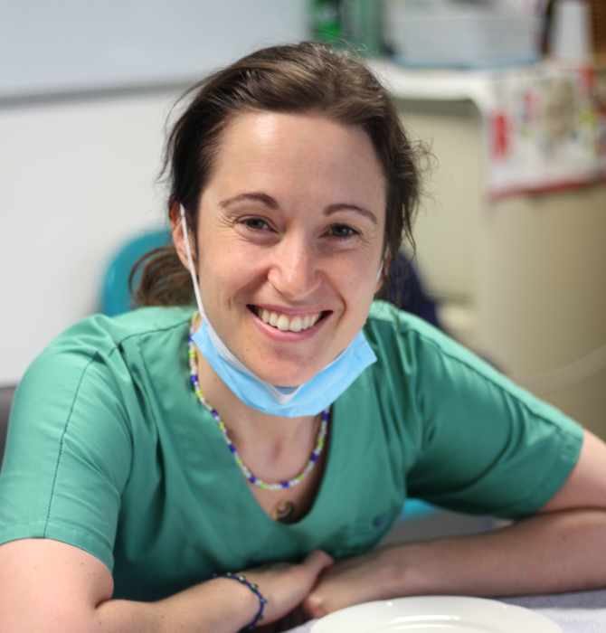Dr CAROLE MAUPAIN