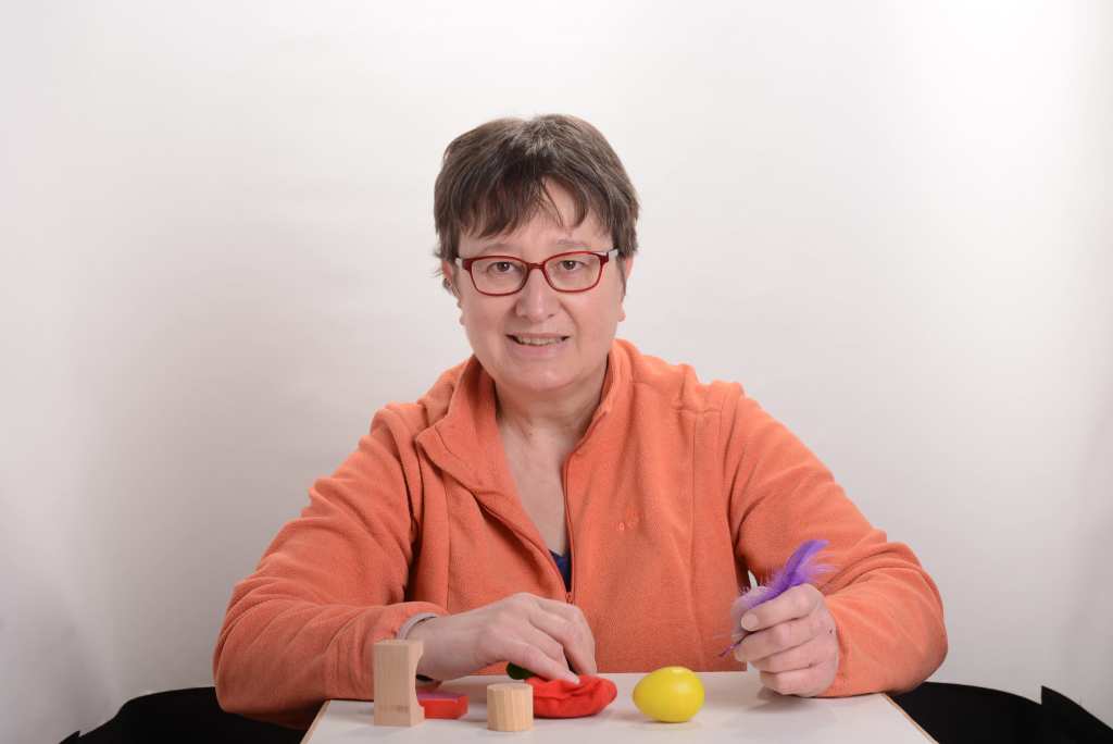 BENEDICTE ACHARD DE LELUARDIERE