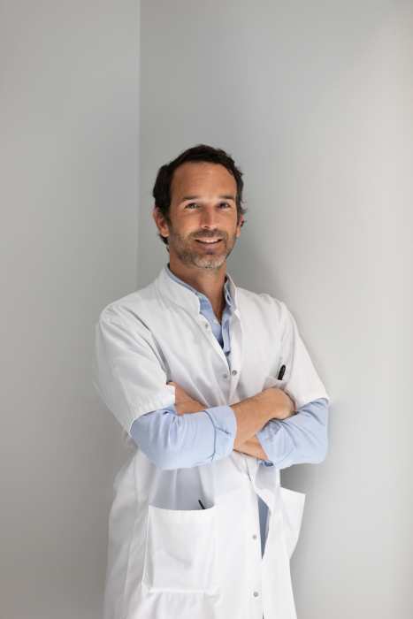 Dr Raphael Gauzere