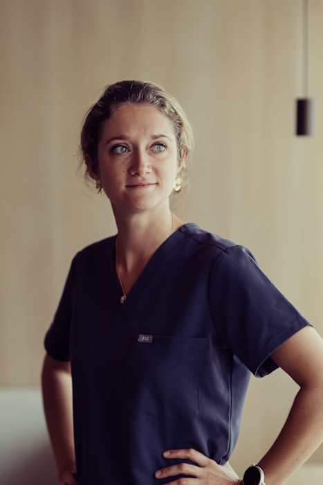 Dr Marie VERON