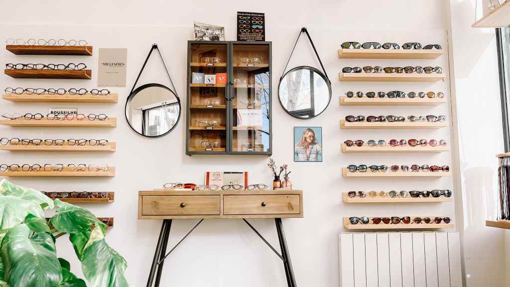 Ocala, à la française, Magasin d'optique à Lyon