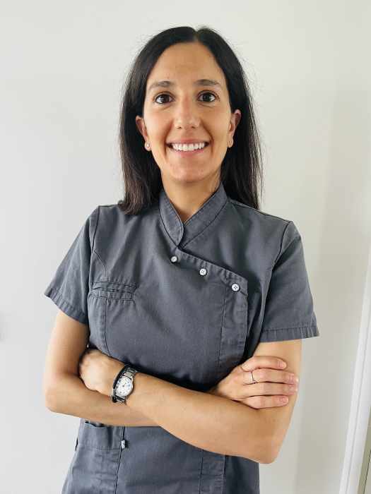 Dr julia Dahan