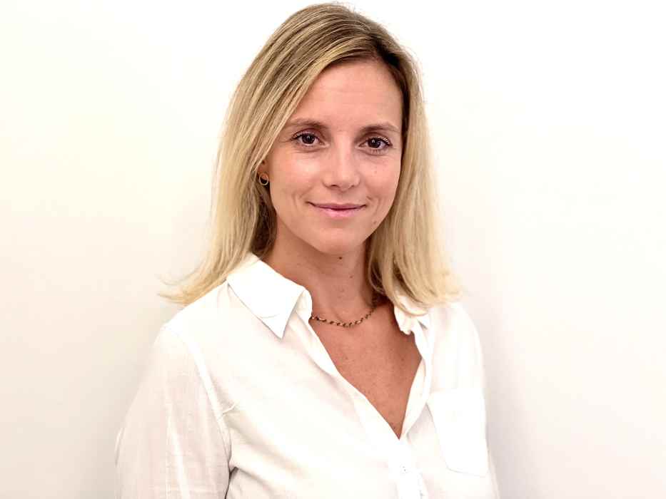 Dr Julie AUGER
