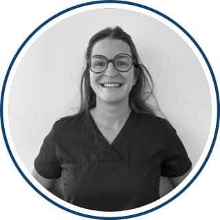 Dr Léa Pradeaux