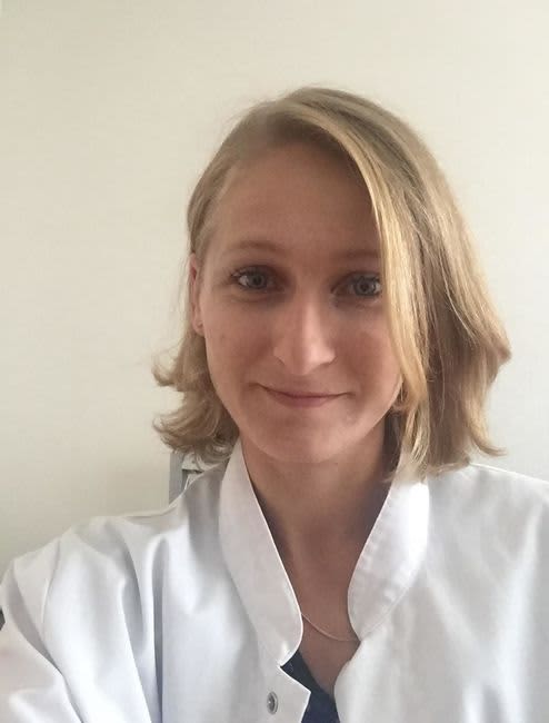 Dr Eve Levy