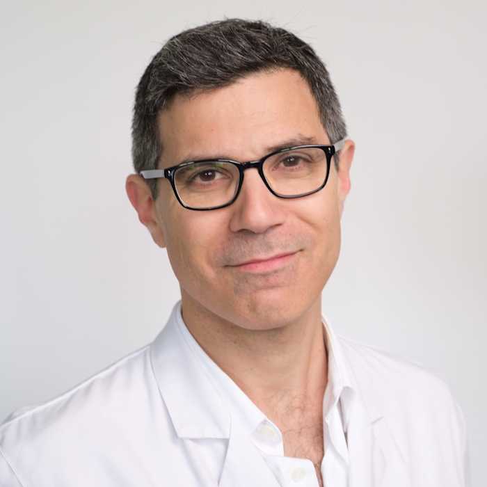 Dr Pr Raphael Coscas, Chirurgien vasculaire à Neuilly-Sur-Seine