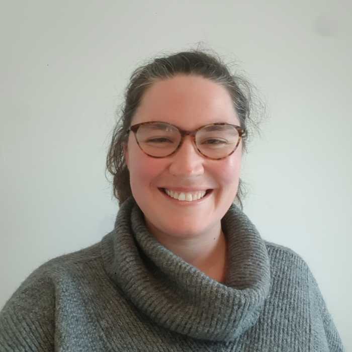 Dr FLORIE DONGER