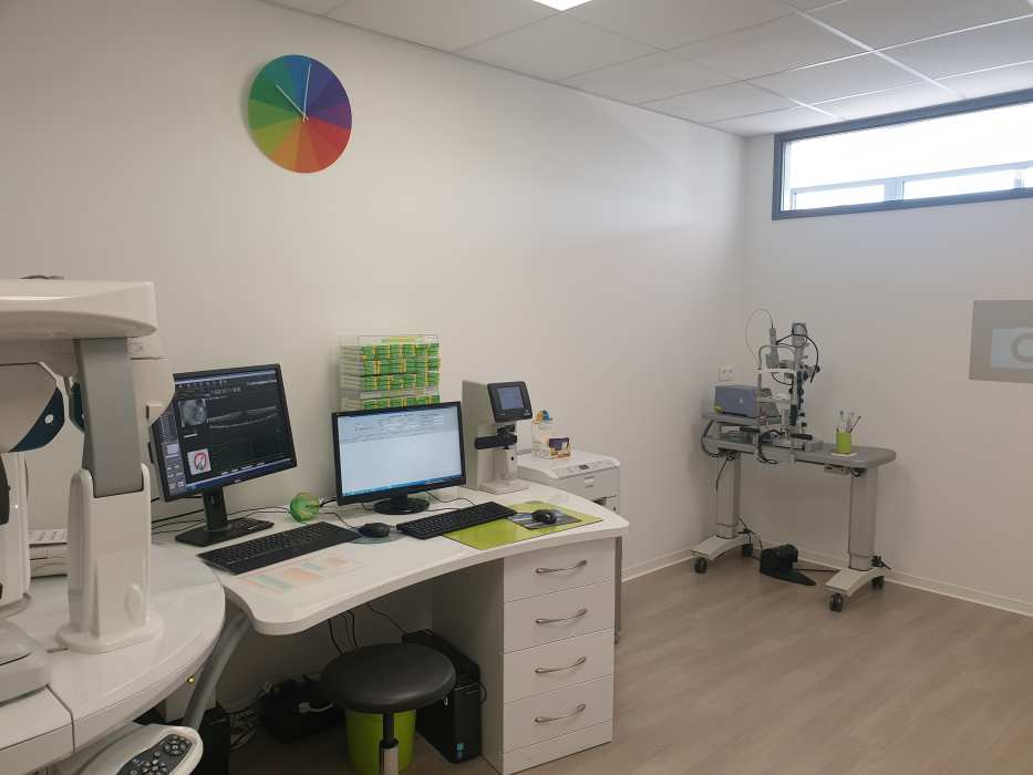 Dr Aurora Cristea, Ophtalmologue à Villenave-d'Ornon