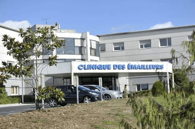 Dr Camille SALLEE