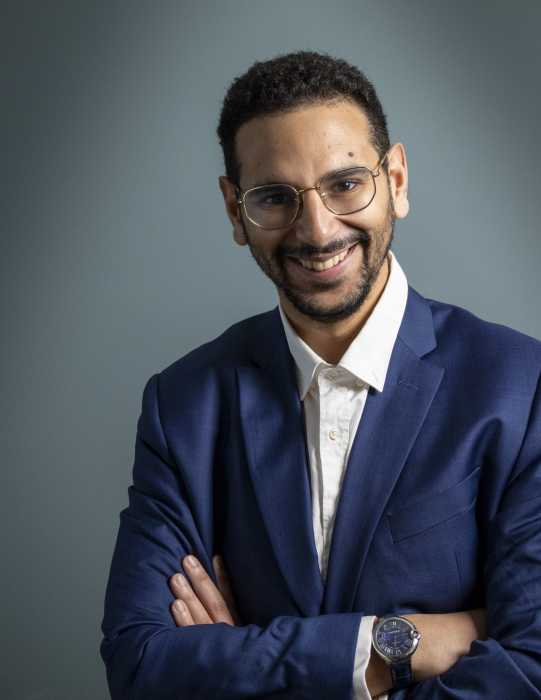Dr FARID AKKOUCHE