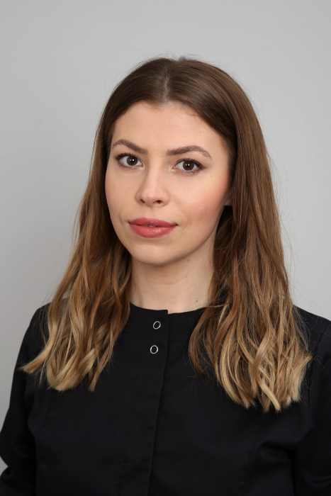 Dr Vanessa ZELENSCHI