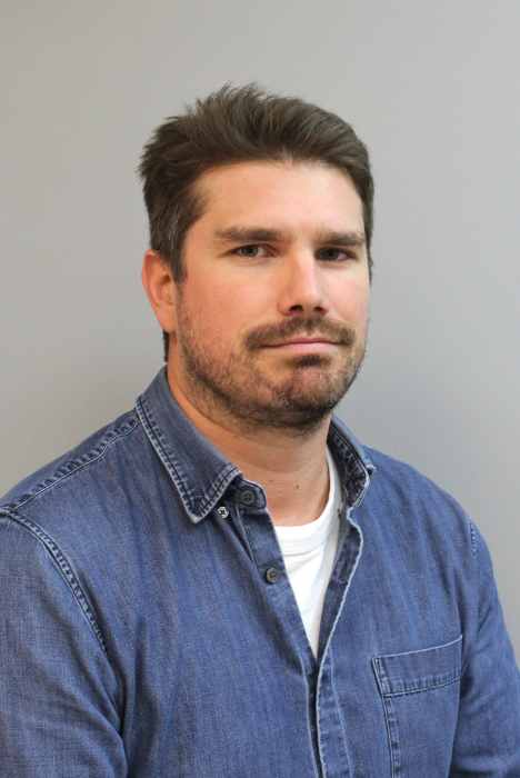 Dr VINCENT SCHOLER