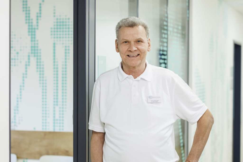 Herr Dr. Med. Wolfgang Albrecht www.doctolib.de