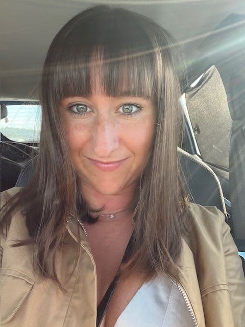CHARLOTTE HENNEBERT