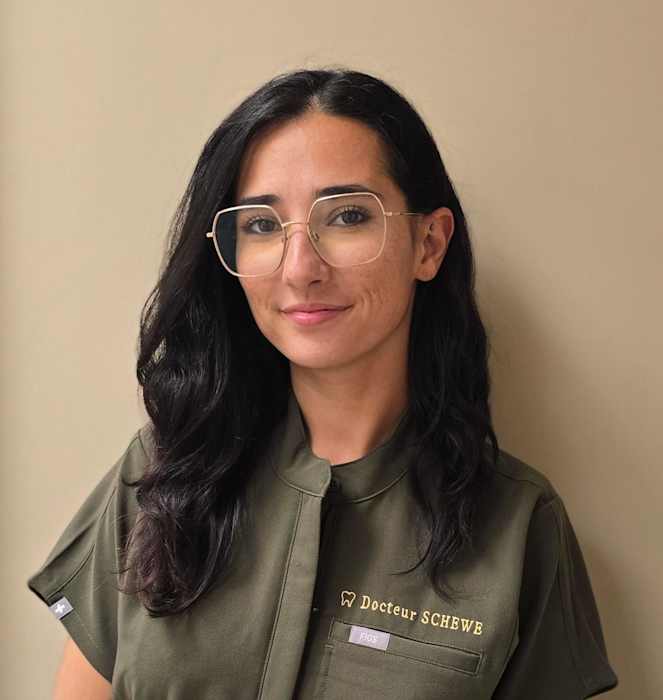Dr Maryne Schewe, Chirurgien dentiste à Crèvecœur-Le-Grand