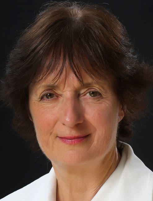 Dr Anne Bataille