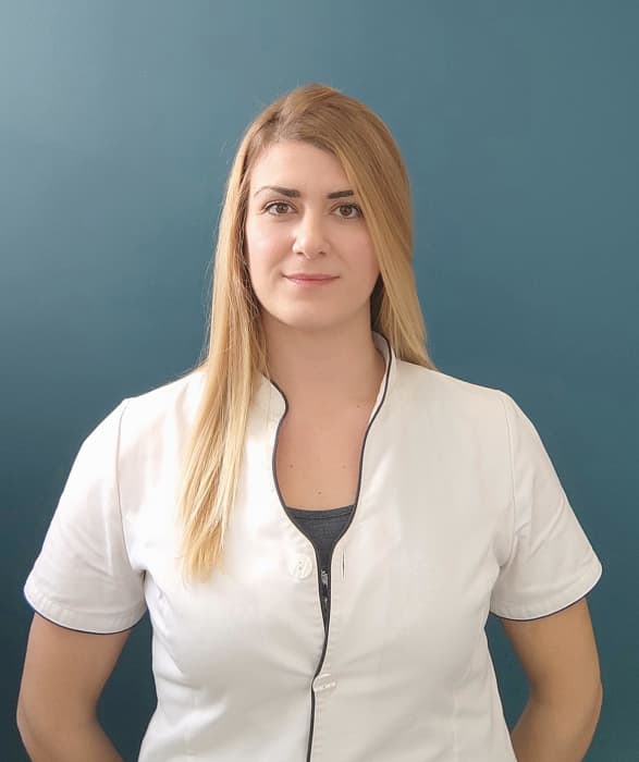CRISTINA CHARNECA REINA
