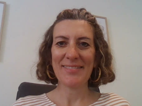 Dr Marion David