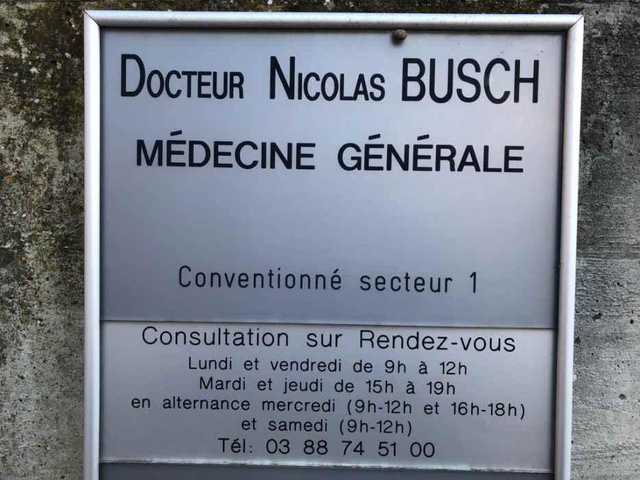 Dr Nicolas Busch