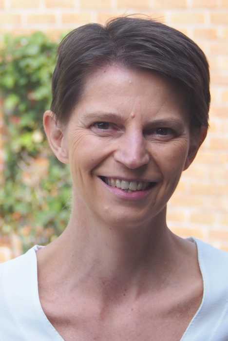 Dr Laurence BENAMEUR BESNARD