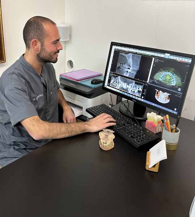Dr David BOTBOL, Chirurgien-dentiste à Auvers-sur-Oise - Doctolib