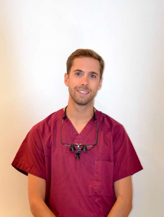 Dr Guillaume Quinet, Chirurgien dentiste à Le Gué-De-Velluire