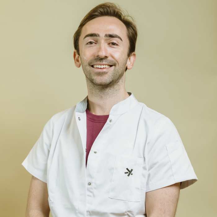 Dr Michael DONNY
