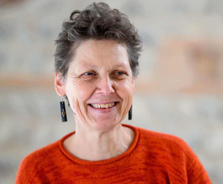 Dr Sophie Renard