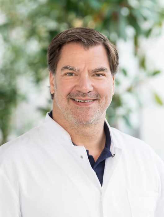 Orthopädie Privatpraxis Dr. Med. Steffen Rose Prof. Dr. Med. Steffen Höll, Orthopäde und Unfallchirurg in