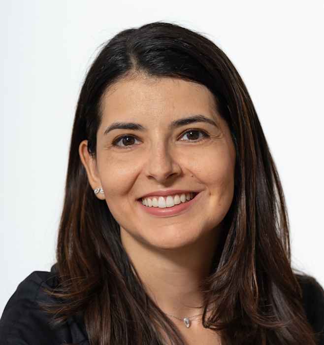 Alina Pochelu, Chirurgien dentiste à Ustaritz