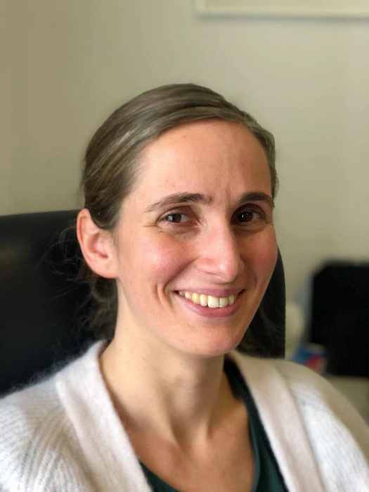 Dr LOLITA TORNAIRE