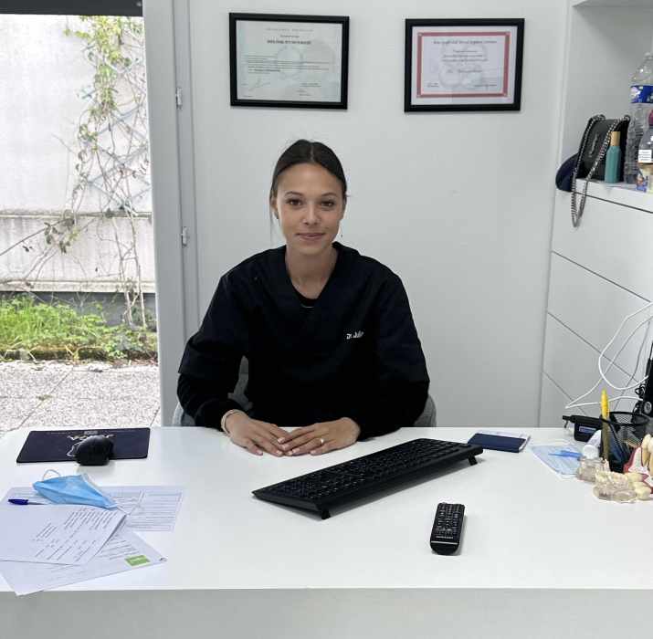 Dr Sarah JULIAN
