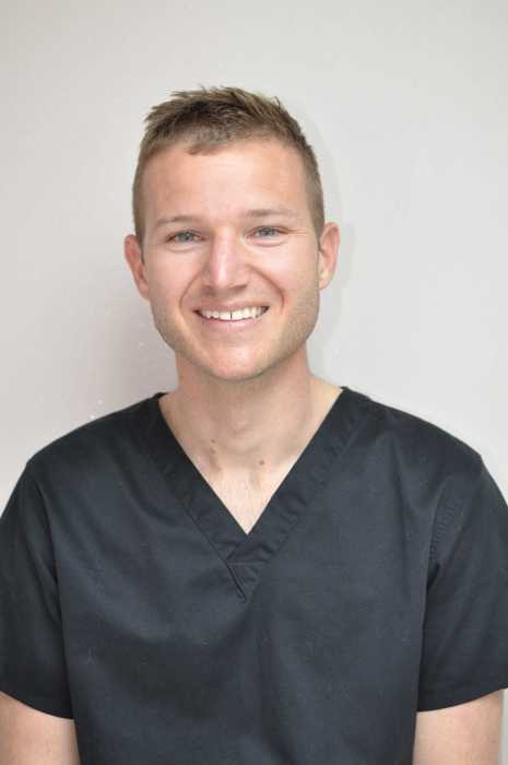 Dr THOMAS  SCHNEIDER